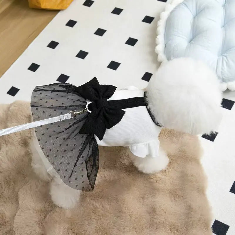 Vestito Elegante per Cani e Gatti – Bianco & Nero con Fiocco