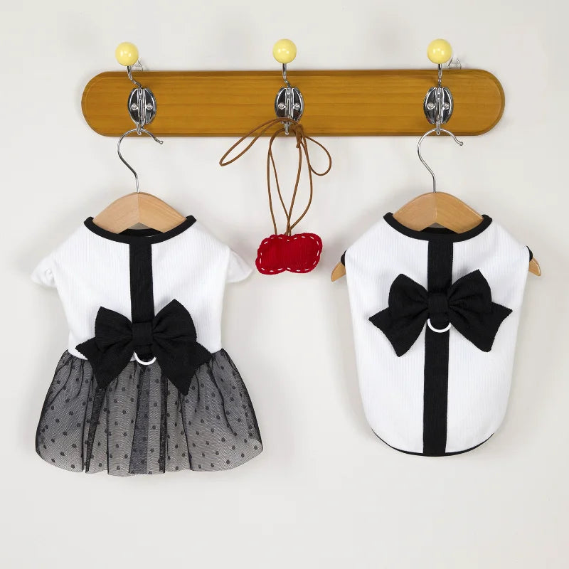 Vestito Elegante per Cani e Gatti – Bianco & Nero con Fiocco